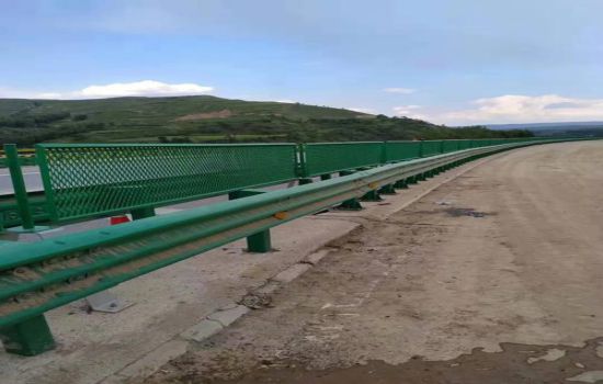 <?=$ecms_gr[title]?>